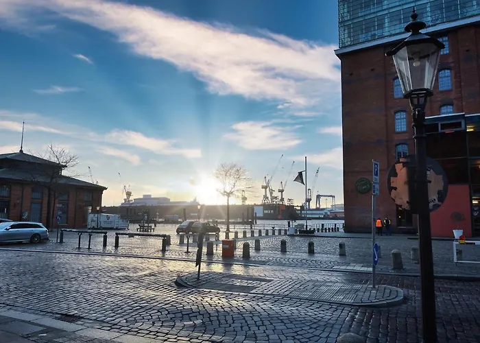 Loft-Panoramablick-Hafen & Elbe!