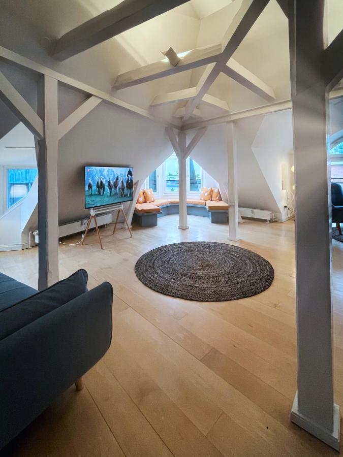 Loft-panoramablick-hafen & Elbe! Appartamento